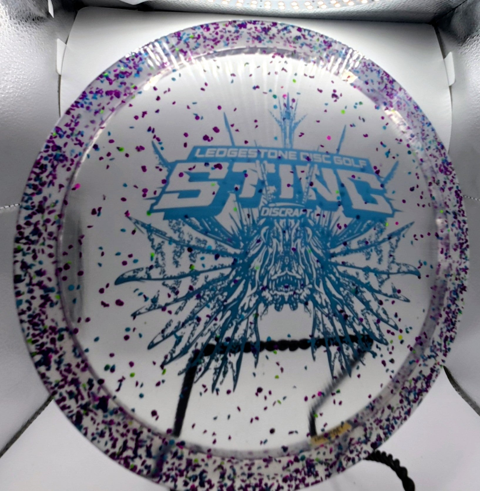 Stiff CryZtal Confetti Sting