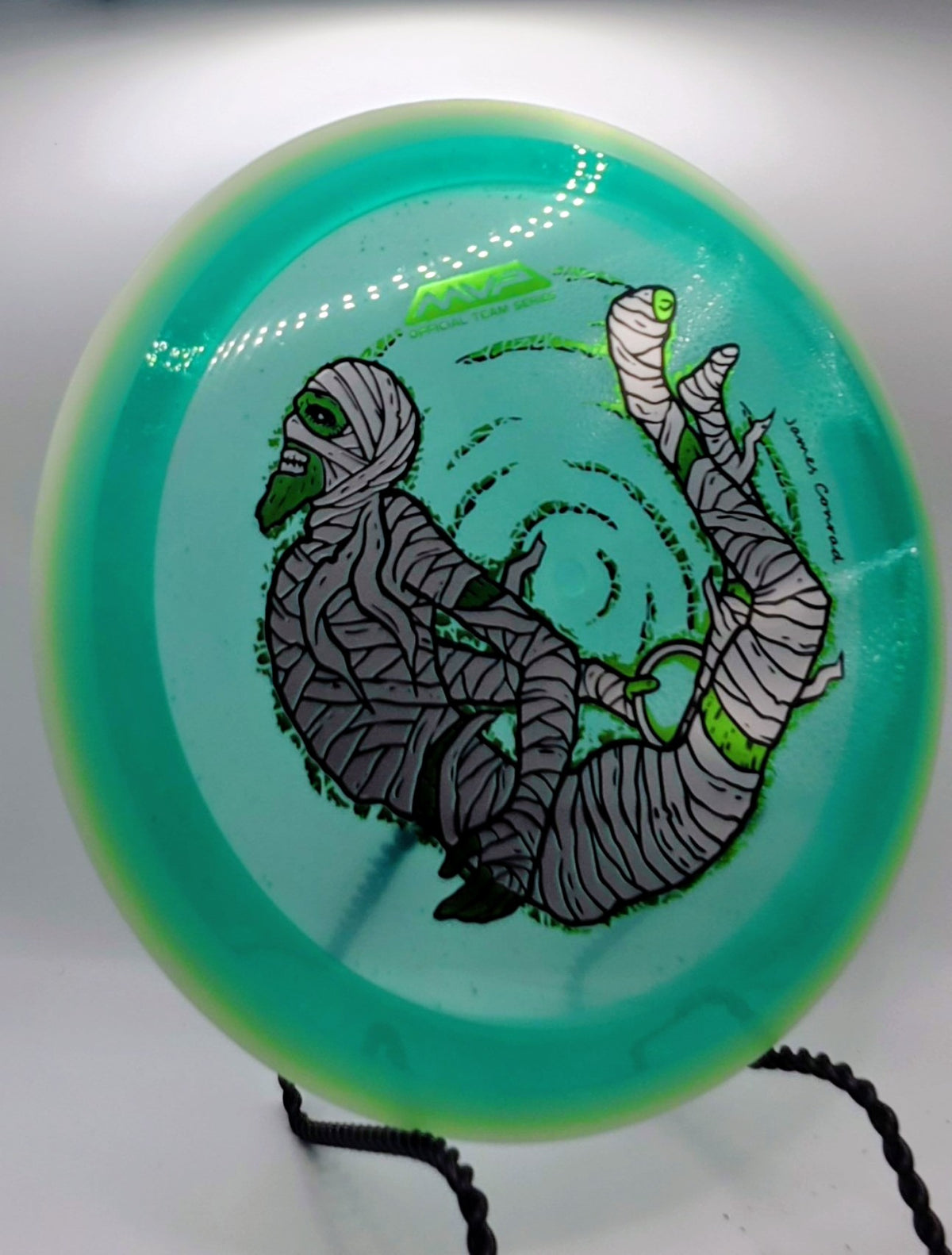 MVP Halloween Team Series Eclipse Rim Particle Proton Trail