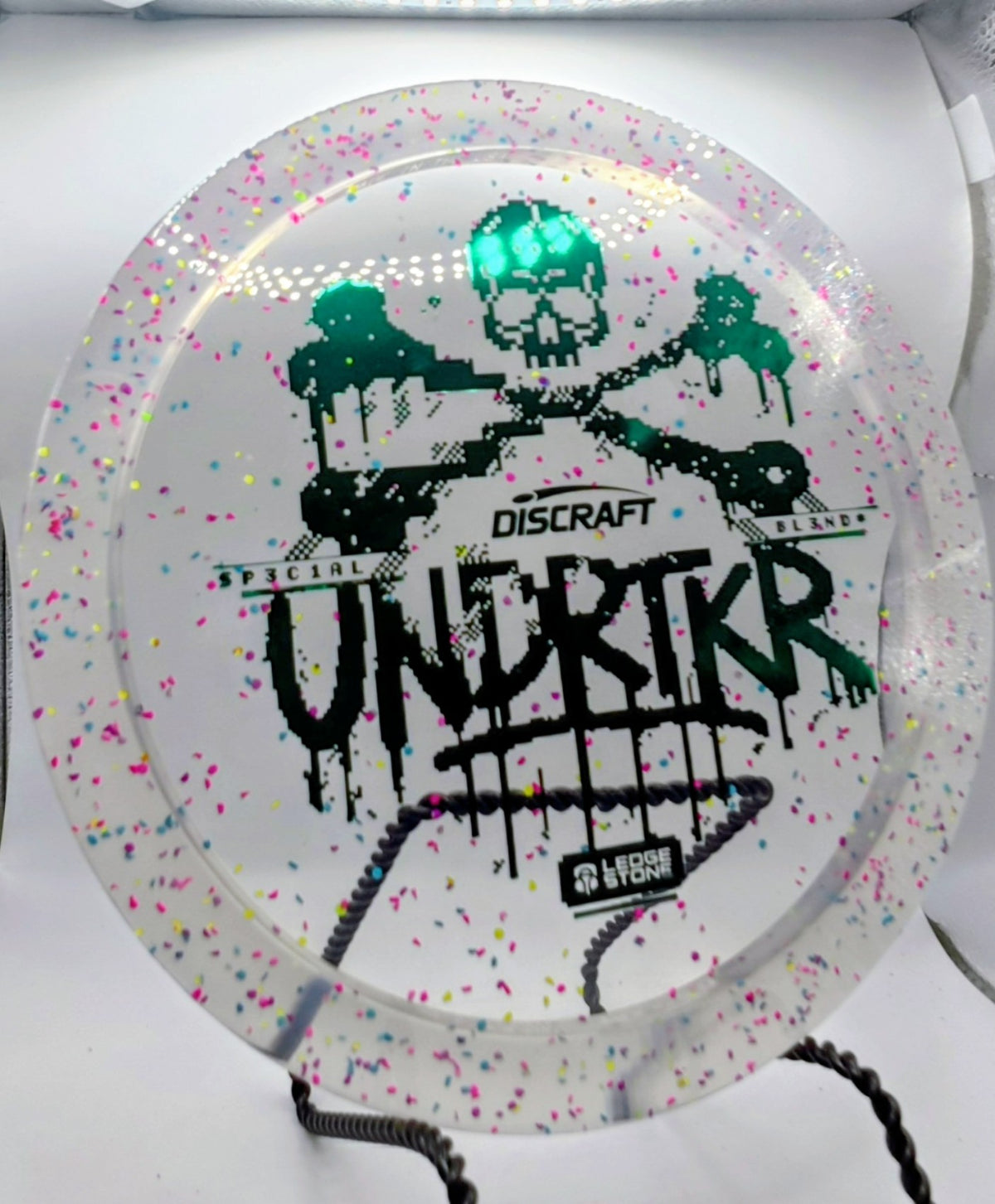 Ledgestone Stiff CryZtal Confetti Undertaker