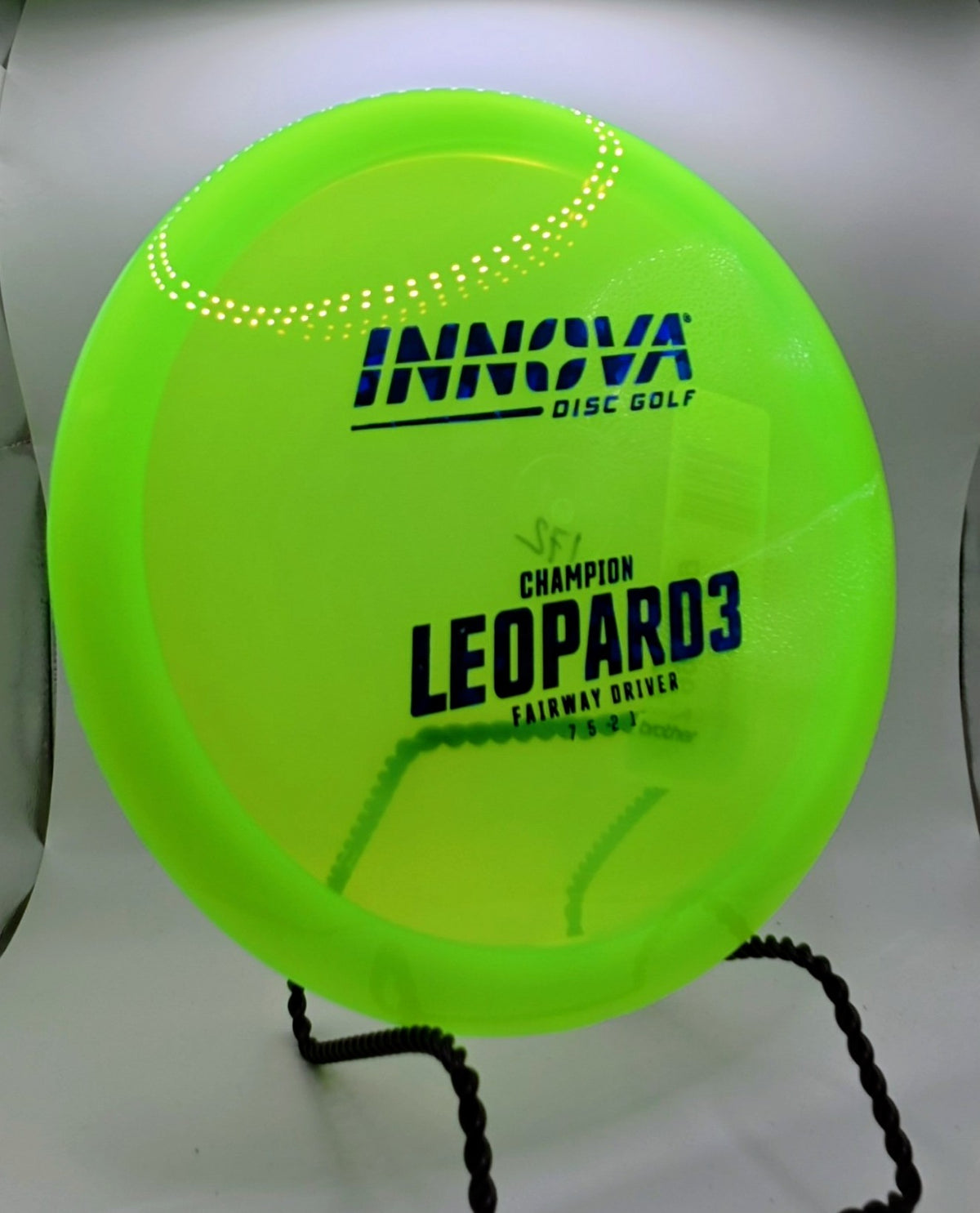 Champion Leopard 3